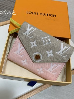 LV WALLET