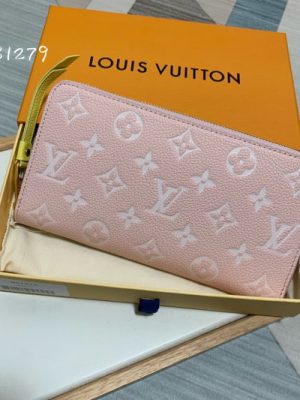 LV WALLET