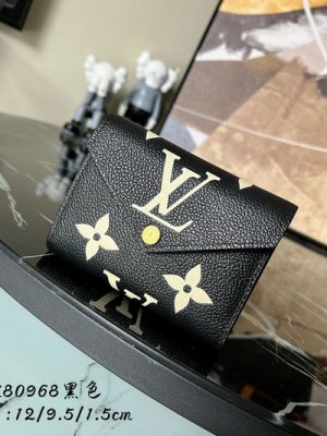 LV WALLET