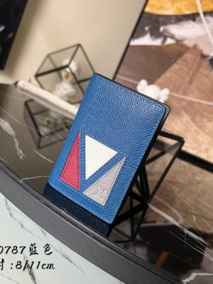LV CARD HOLDER