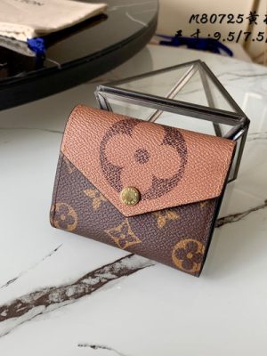 LV WALLET