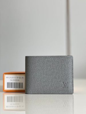 LV WALLET