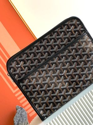 GOYARD CLUTCH