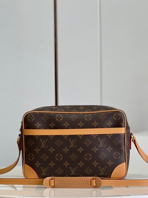 LV BAG (M51272)
