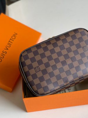 LV CLUTCH