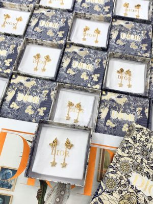 DIOR EARRINGS
