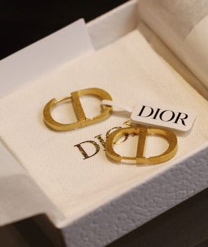 DIOR EARRINGS