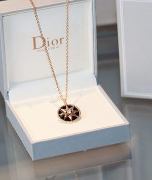 DIOR NECKLACE