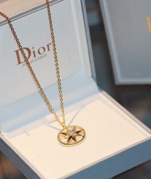 DIOR NECKLACE
