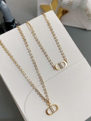 DIOR NECKLACE
