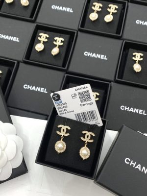 CHANEL EARRINGS