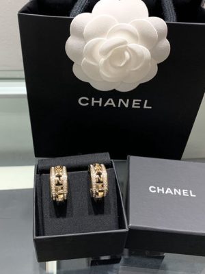 CHANEL EARRINGS