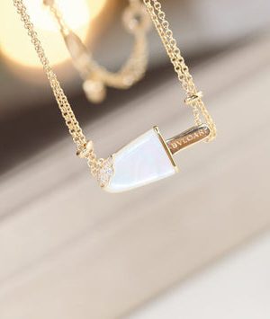 BVLGARI NECKLACE