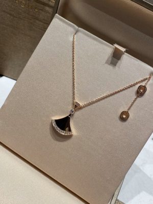 BVLGARI NECKLACE
