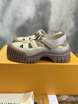 LV SANDAL