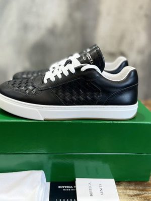 BV SNEAKER