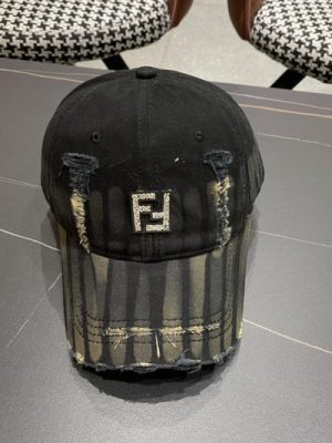 FENDI CAP
