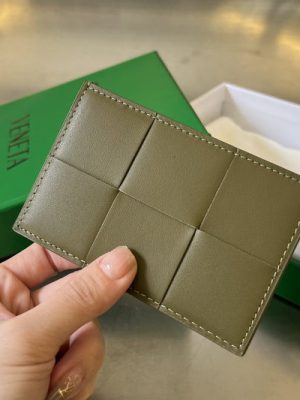 BV CARD HOLDER
