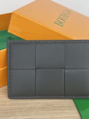 BV CARD HOLDER