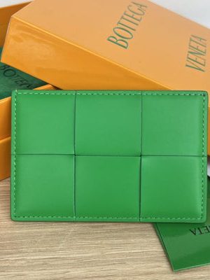 BV CARD HOLDER