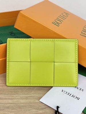 BV CARD HOLDER