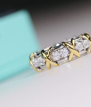 TIFFANY RING