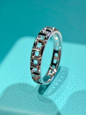 TIFFANY RING