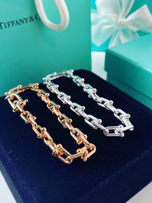 TIFFANY BRACELET