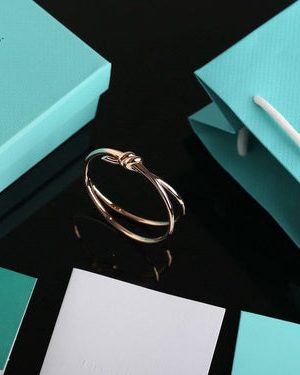 TIFFANY BRACELET