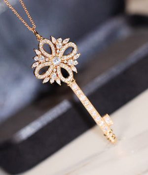 TIFFANY NECKLACE
