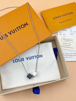 LV NECKLACE