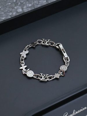 LV BRACELET