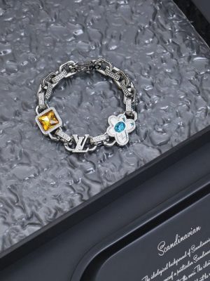 LV BRACELET