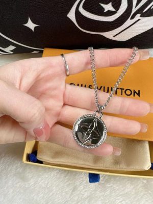 LV NECKLACE