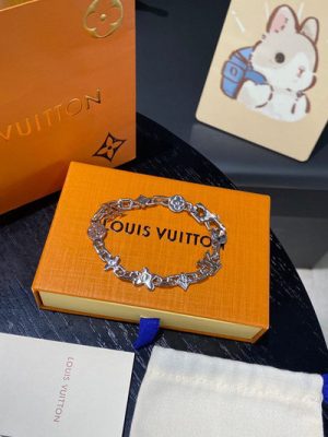 LV BRACELET