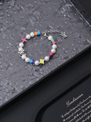 LV BRACELET