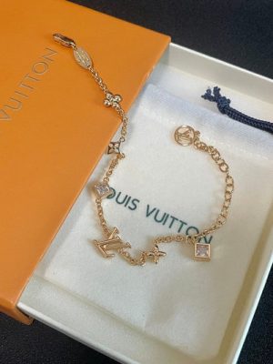 LV BRACELET