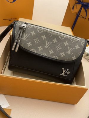LV BAG (M12625)