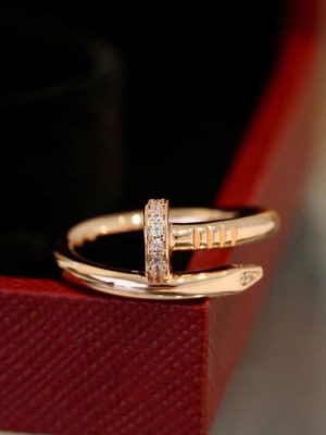 CARTIER RING