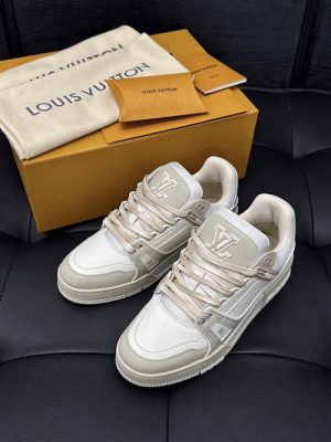 LV SNEAKER