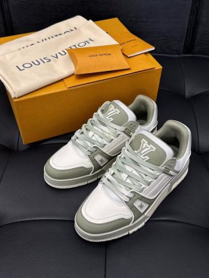 LV SNEAKER