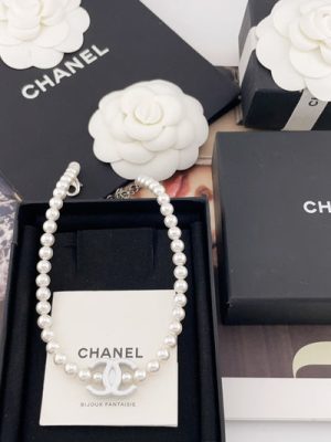 CHANEL NECKLACE