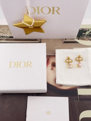 DIOR EARRINGS