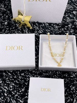 DIOR NECKLACE