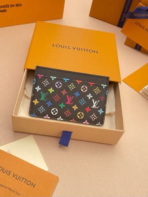 LV CARD HOLDER