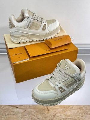 LV SNEAKER