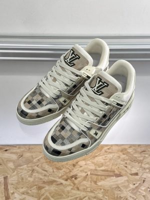 LV SNEAKER