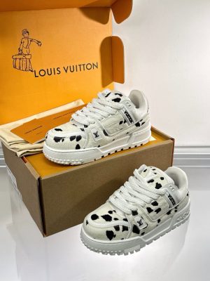 LV SNEAKER