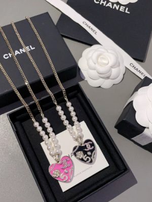 CHANEL NECKLACE