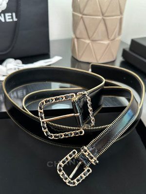 CHANEL BELT